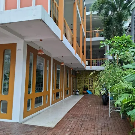 Happy 2 Pratunam Hotel